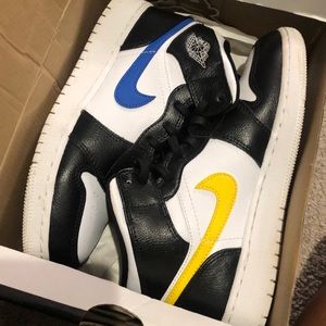 air jordan 1 mid